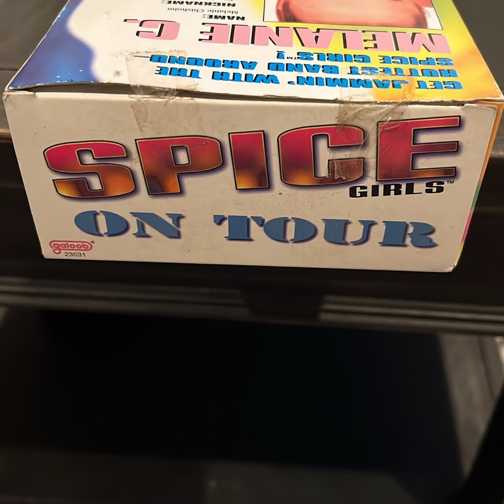 SPICE GIRLS MELANA Vintage 1998 on tour doll, new in box, very nice - Picture 7 of 8
